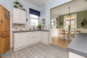 Kitchen- click for photo gallery
